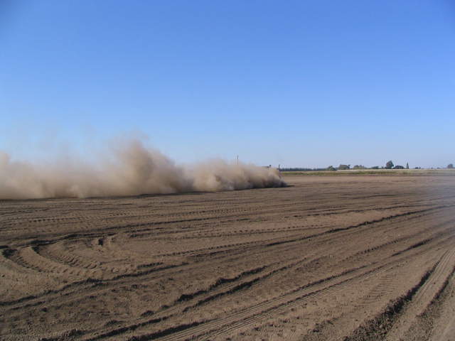  Tractor Dust 1