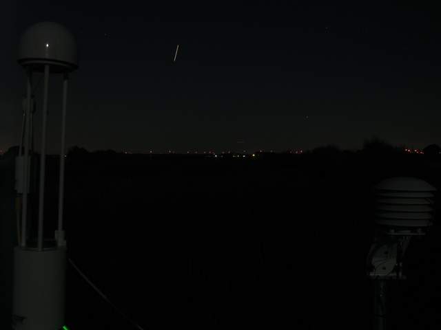 Long exposure airplane